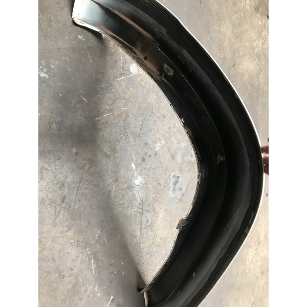 Alargador Paralama Da Amarok 10/16 (original) Dianteiro L/e