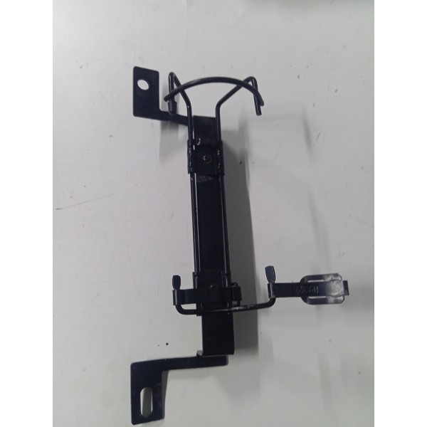 Suporte De Extintor Da Dodge Ram 2500 2023. Original Usado