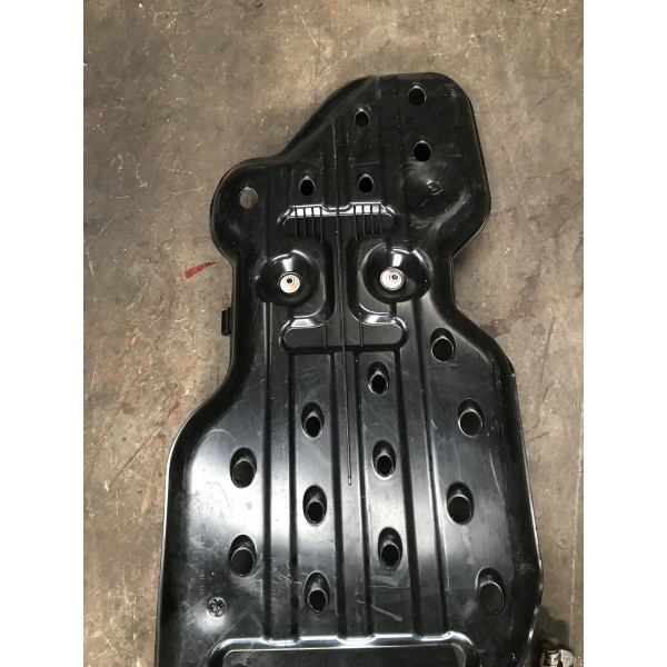 Protetor Do Tanque De Combustível S10 2019 Original Usado