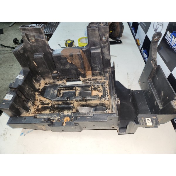 Suporte Bateria Dodge Ram 6.7 2500 2022 L.e