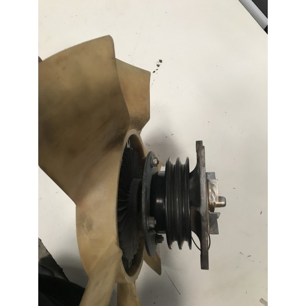 Hélice Da Ventuinha Pulia  Viscosa  Da Triton 2015 Completo