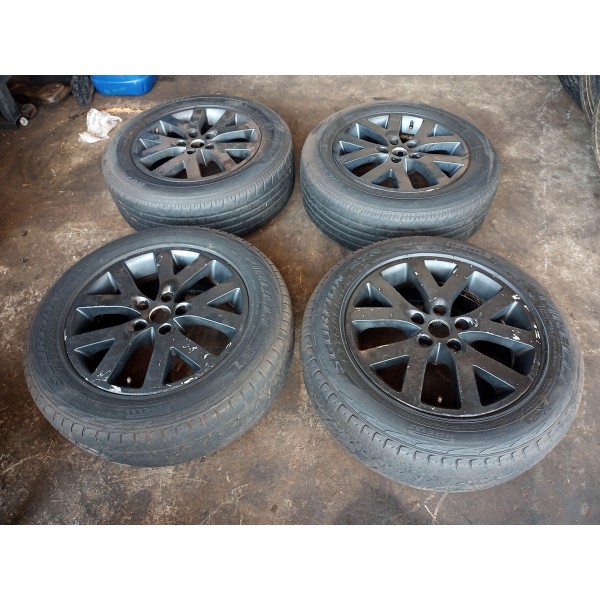 Jogo De Roda Da Tr4 225/65r17 Original Semi-nova