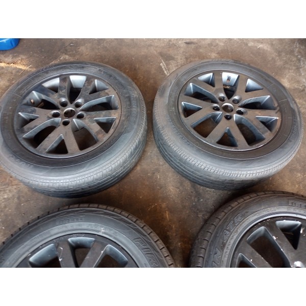 Jogo De Roda Da Tr4 225/65r17 Original Semi-nova