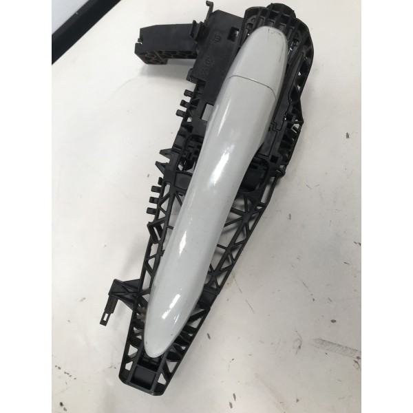 Maçaneta Dianteira Direita Da Fiat Toro 17/20 Usado