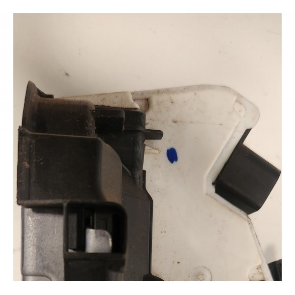 Fechadura Traseira Direita Amarok V6 2019 Original Usado.