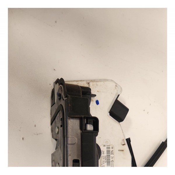 Fechadura Traseira Direita Amarok V6 2019 Original Usado.