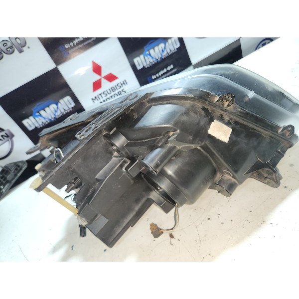 Farol Amarok L.e Original Usado Recuperado 2019