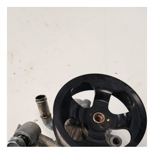 Bomba Direção Hidráulica Toyota Sw4 2022 Original Usado