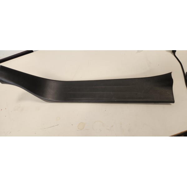 Soleira Traseira Esquerda Toyota Sw4 2022 Original Usado.