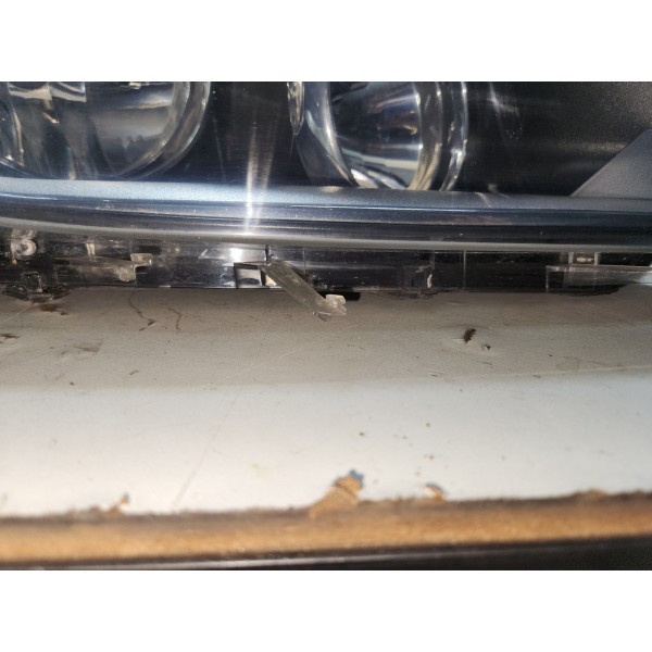 Farol Amarok L.d 2019 Original Recondicionado Usado