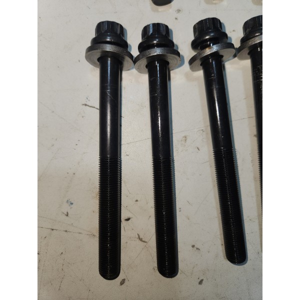 Parafuso Motor Toyota Sw4 2022 Original Usado