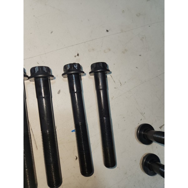 Parafuso Motor Toyota Sw4 2022 Original Usado