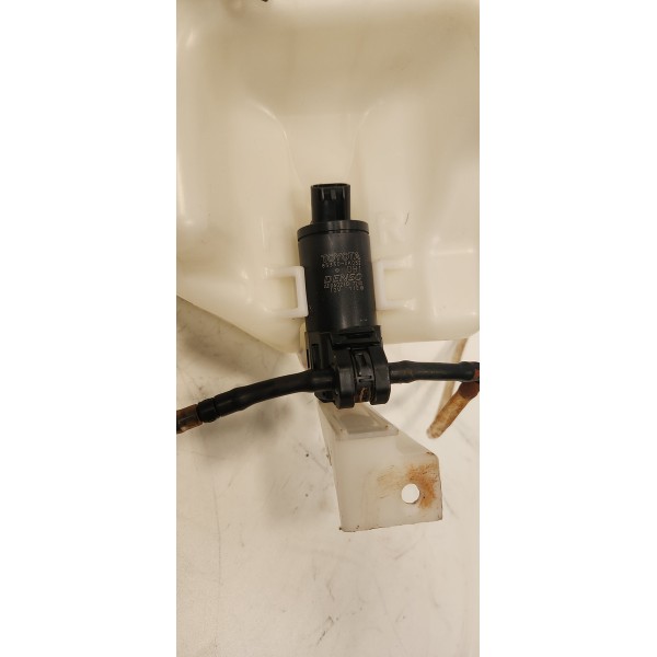 Reservatório De Água Toyota Sw4 2022 Original Usado.