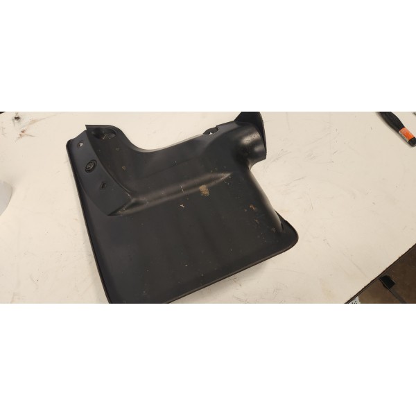 Lameiro Traseiro Direito Toyota Sw4 2022 Original Usado.