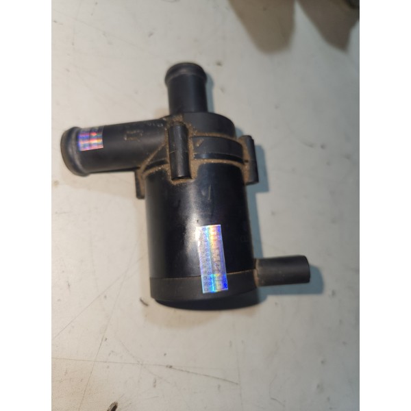 Bomba De Água Auxiliar Amarok 2.0 2017 Original Usado