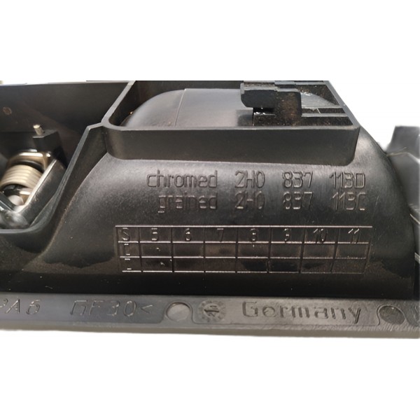 Maçaneta Interna Traseira Esquerda Da Amarok 2013/2018 Usada