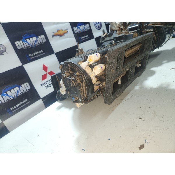 Caixa Do Ar Condicionado Dodge Ram 2500 2022 Original Usado