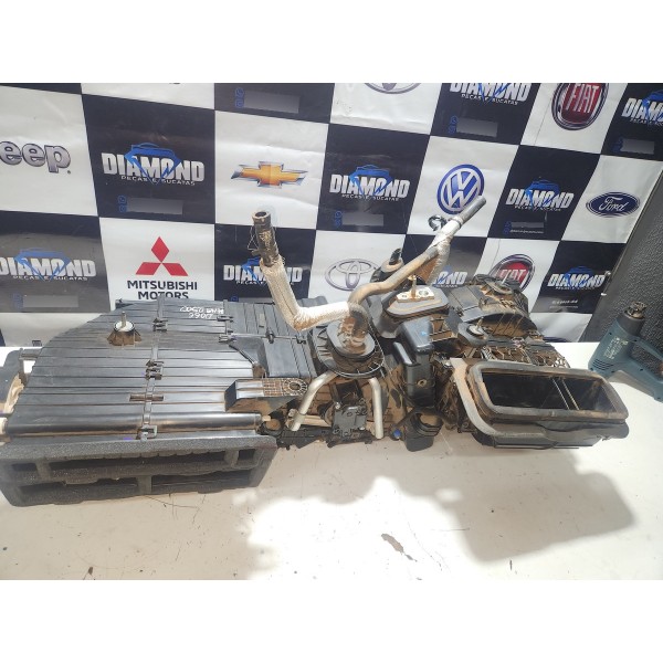 Caixa Do Ar Condicionado Dodge Ram 2500 2022 Original Usado