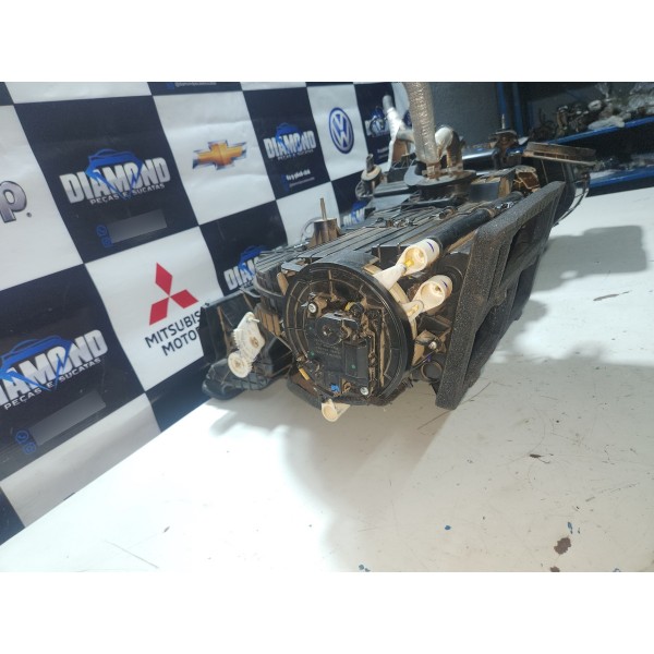 Caixa Do Ar Condicionado Dodge Ram 2500 2022 Original Usado