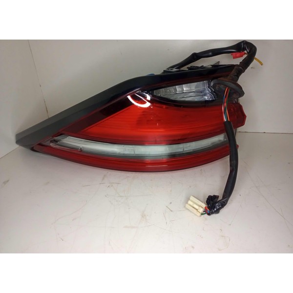 Sw4 2022 Srx Lanterna Direita Origianal Toyota