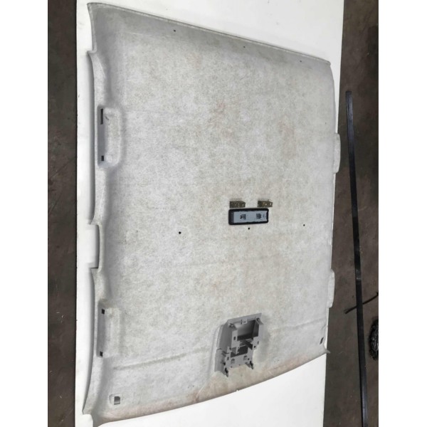 Volkswagen Amarok / Forro De Teto Não Contém Amassado.