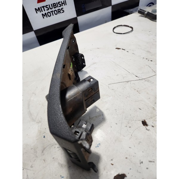 Moldura Botão Volkswagen Amarok V6 2019 Original