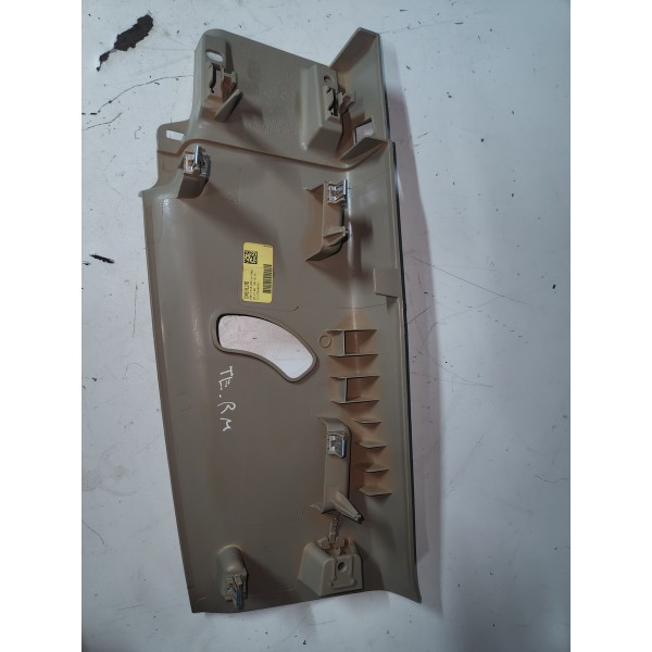Acabamento Coluna Traseira Esquerda Dodge Ram 2500 2022