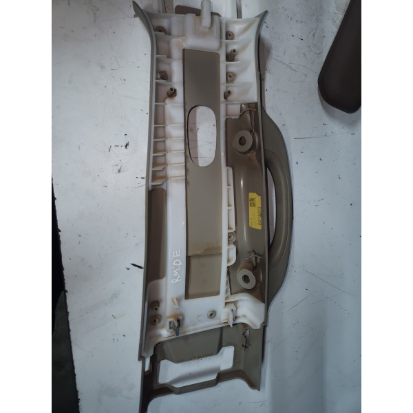 Acabamento Da Coluna Dodge Ram 2500 2022 Original Usado L.e