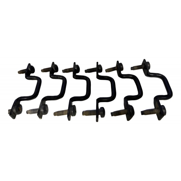 Gancho Da Caçamba Dodge Ram 2500 2022 Original Preto