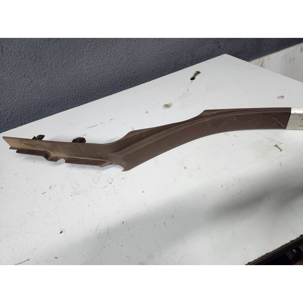 Soleira Traseira Direita Dodge Ram 2500 2022 Original Usado