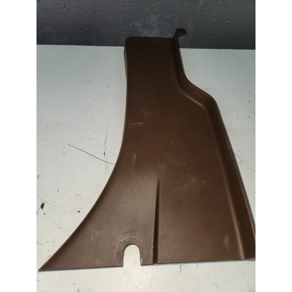 Acabamento Coluna Traseira Direita Dodge Ram 2500 2022