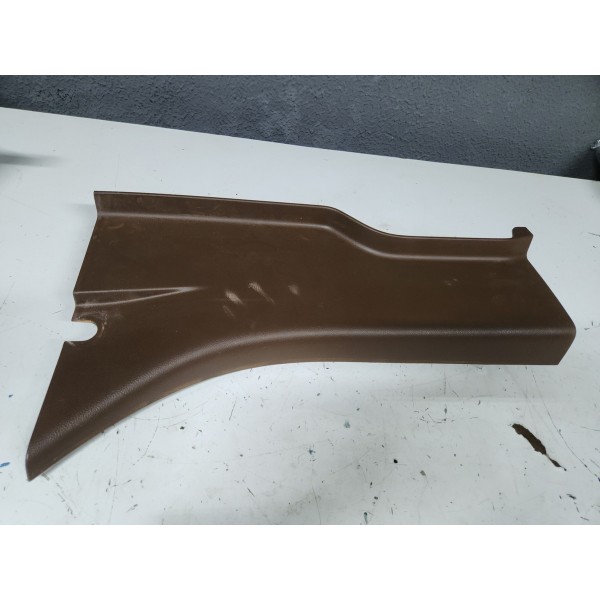 Acabamento Coluna Traseira Esquerda Dodge Ram 2500 2022