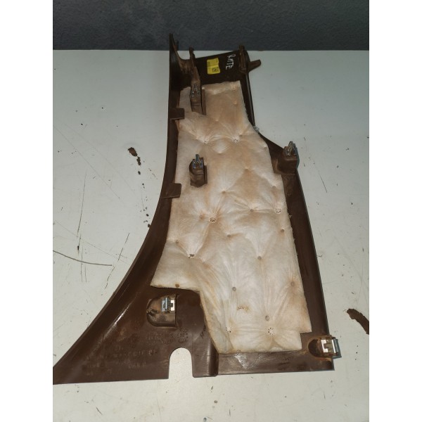 Acabamento Coluna Traseira Esquerda Dodge Ram 2500 2022