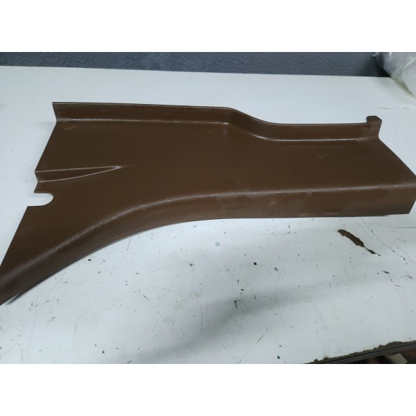 Acabamento Coluna Traseira Esquerda Dodge Ram 2500 2022