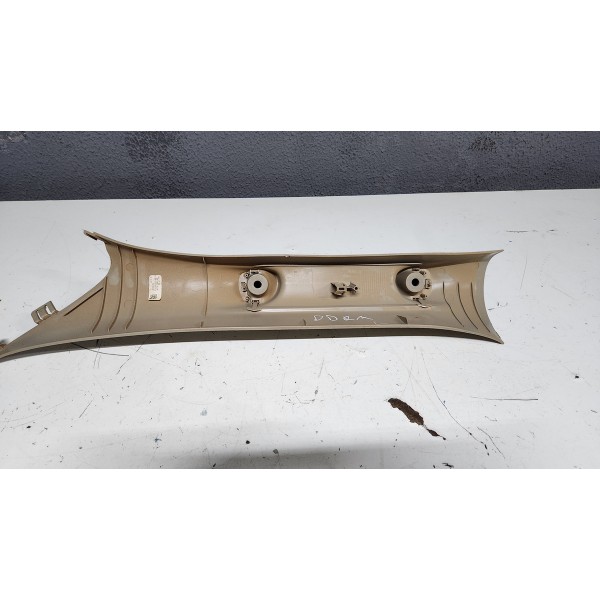 Moldura Coluna Dodge Ram 2500 2022 Original Usado