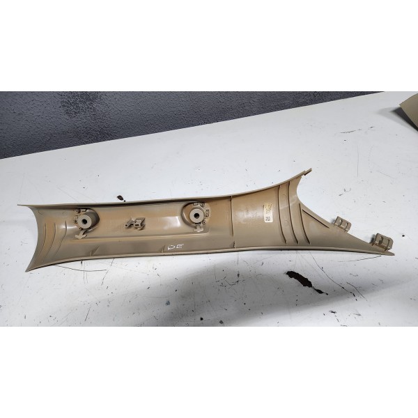 Moldura Dodge Ram 2500 Interna Coluna Original 2022