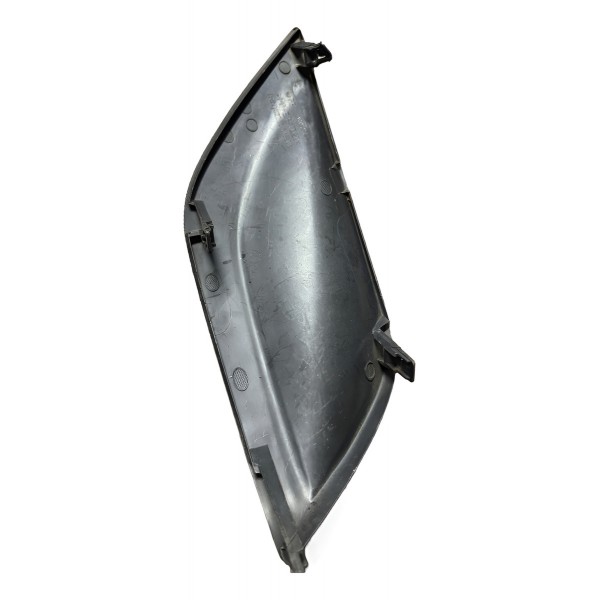 Moldura Grade Parachoque Nissan Versa Lado Direito