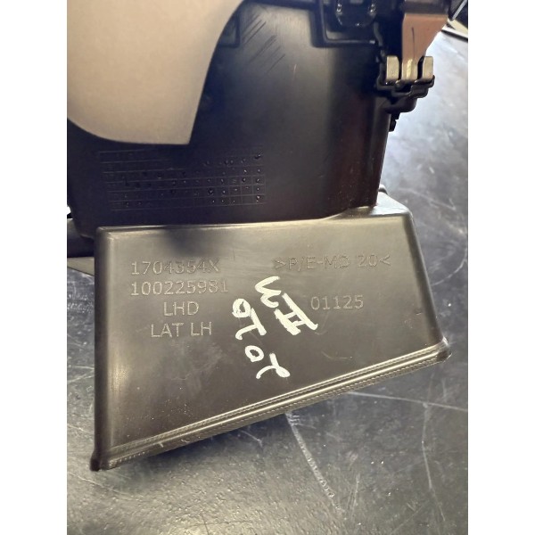 Difusor Ar Condicionado Esquerdo Fiat Toro 2016 A 2022