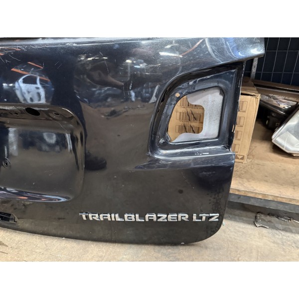 Tampa Traseira Trailblazer 2013/2022 Original Preto