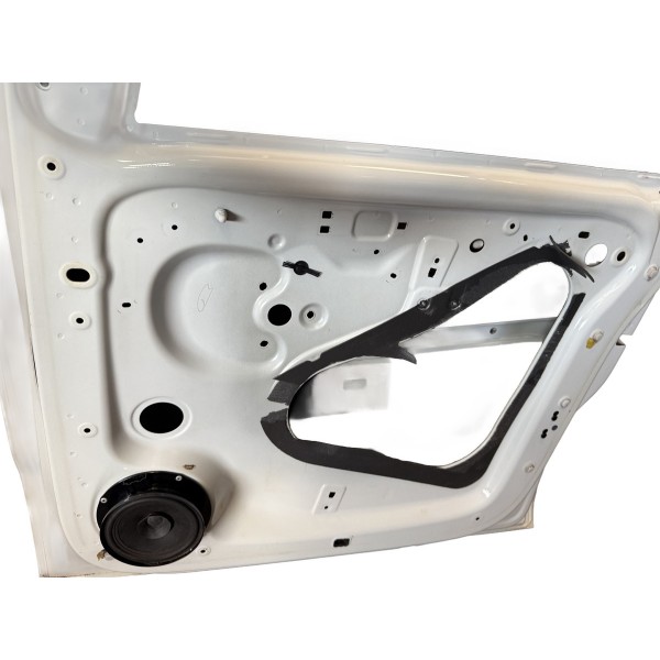Porta Dianteira Direita  Amarok 2018 Branca\detalhe Dianteira Direita Branco