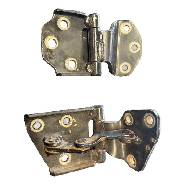 Dobradiça Tampa Traseira Tr4 2012