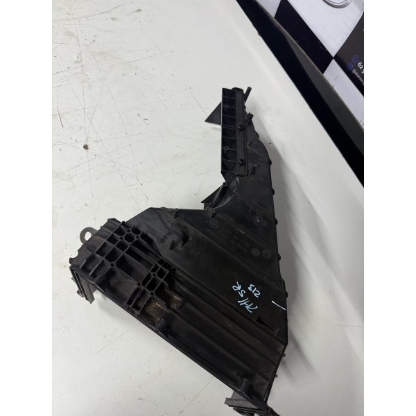 Capa Externa Caixa Evaporadora Amarok 2h1820096