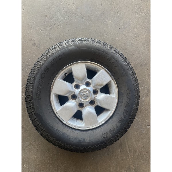 Roda Com Pneu Toyota Hilux 2015 Original