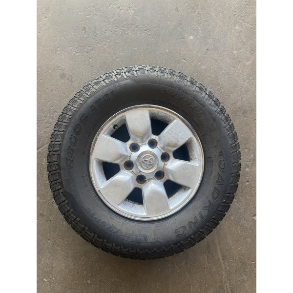 Roda Com Pneu Toyota Hilux 2015 Original