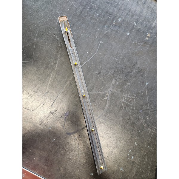 Borracha Coluna Central L Esq Toyota Hilux Cod 67873-0k040