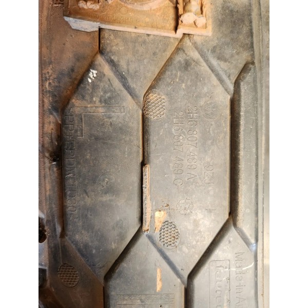 Moldura Farol De Milha Esquerdo Amarok V6 2017/2020 2h680749 Esquerdo