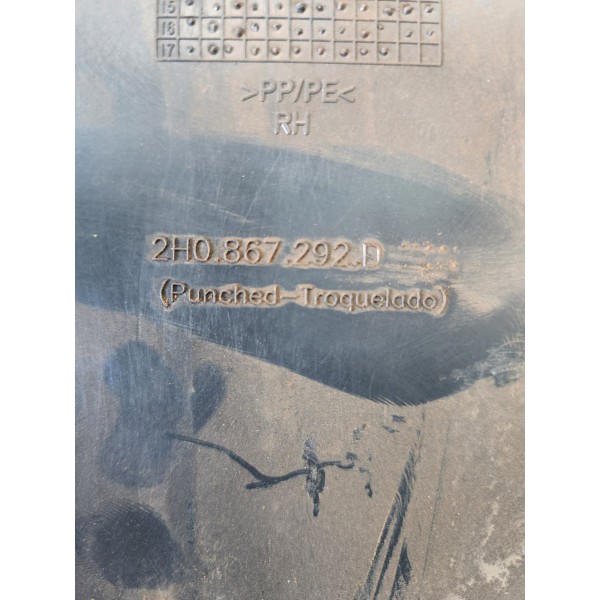 Acabamento Inferior Coluna Central Amarok 2h0867292