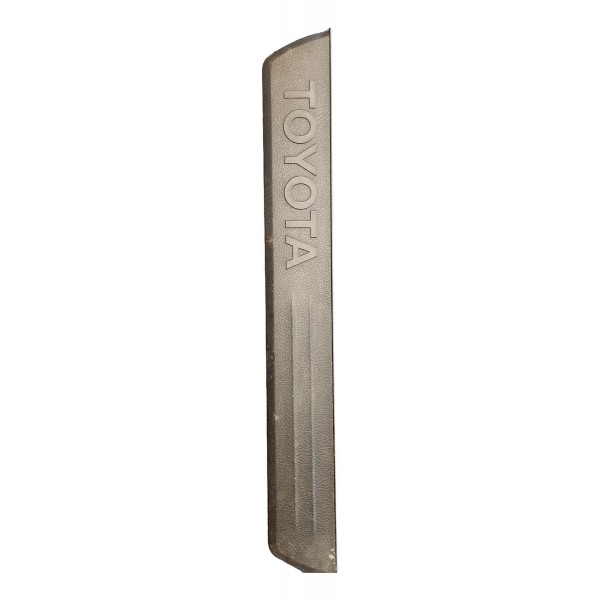 Soleira Externa Porta Dianteira Direita Hilux Sw4 16 A 20 Preto