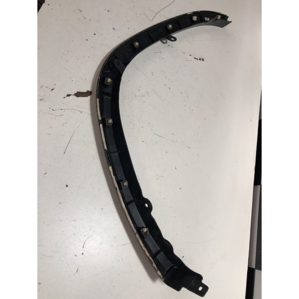 Aplique Paralama Diant Esq Hilux Sw4 2018/2020 Original