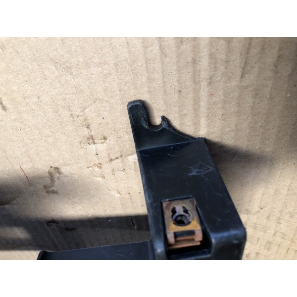 Suporte Parachoque Traseiro L.e Fiat Toro 2016/2018 Detalhe